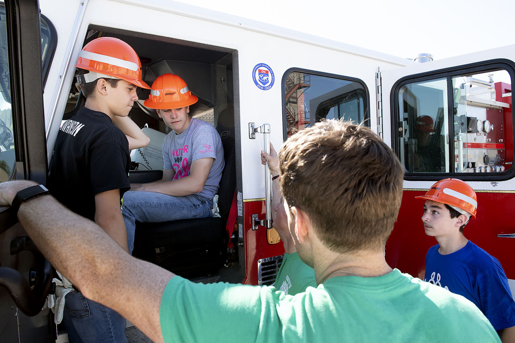 Alliance wrestling visits Lincoln Fire and Rescue